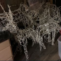 Northlight Lighted Feeding Reindeer Outdoor Christmas Decoration - 42" - White - Clear Lights