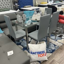 Dining Set Clear Top 4 Chairs ( Only 39 Down)