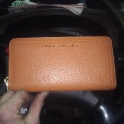 Marc Jacobs Ladies Wallet, Smoked Almond