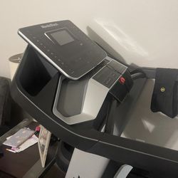 Treadmill 