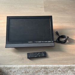 Black Visio TV