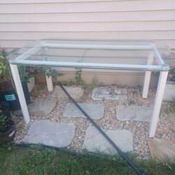 Glass Top Dining Table With 4 Chair