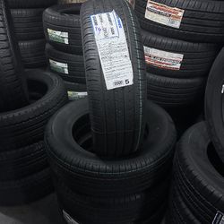 SET OF 4 NEW TIRES 225/65/17 TOYO