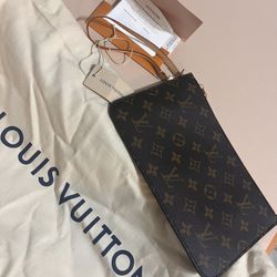 AUTHENTIC LV MONOGRAM POUCHETTE