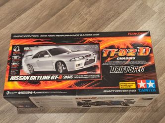 Tamiya Nissan Skyline GT-R (R33) TT-02D Drift Spec RC Kit