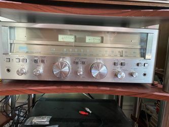 The Sansui G-5500 is a classic "Pure Power DC" stereo receiver from the late 1970s "