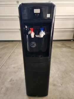 Used Aquverse A100 Bottleless Water Cooler 5ph