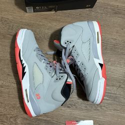 Air Jordan 5 Hot Lava 