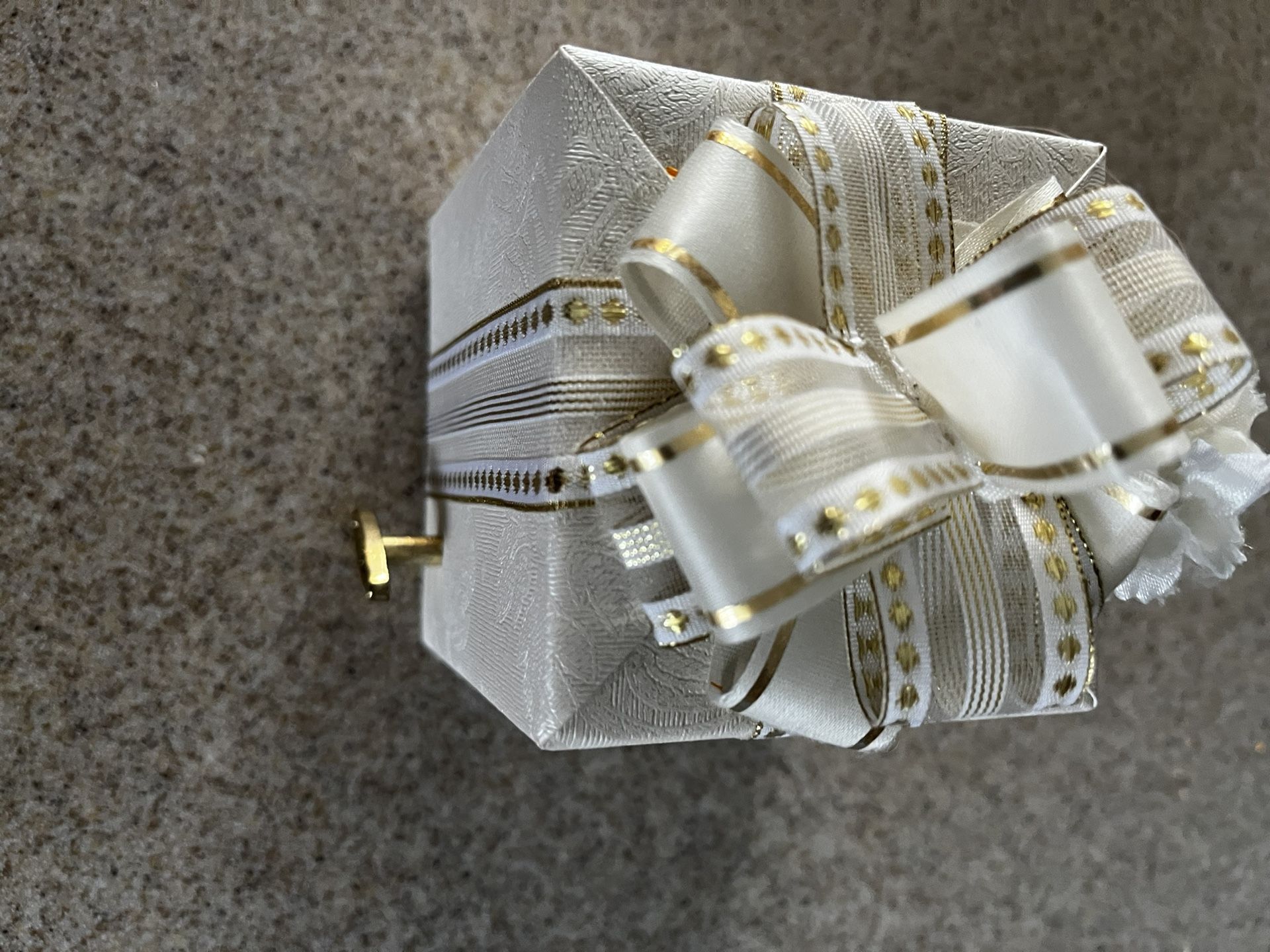 Musical Treasure, Music Box