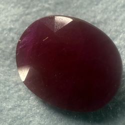 Ruby’s Natural Bermese Pigeon Blood Ruby’s 8x10 mm