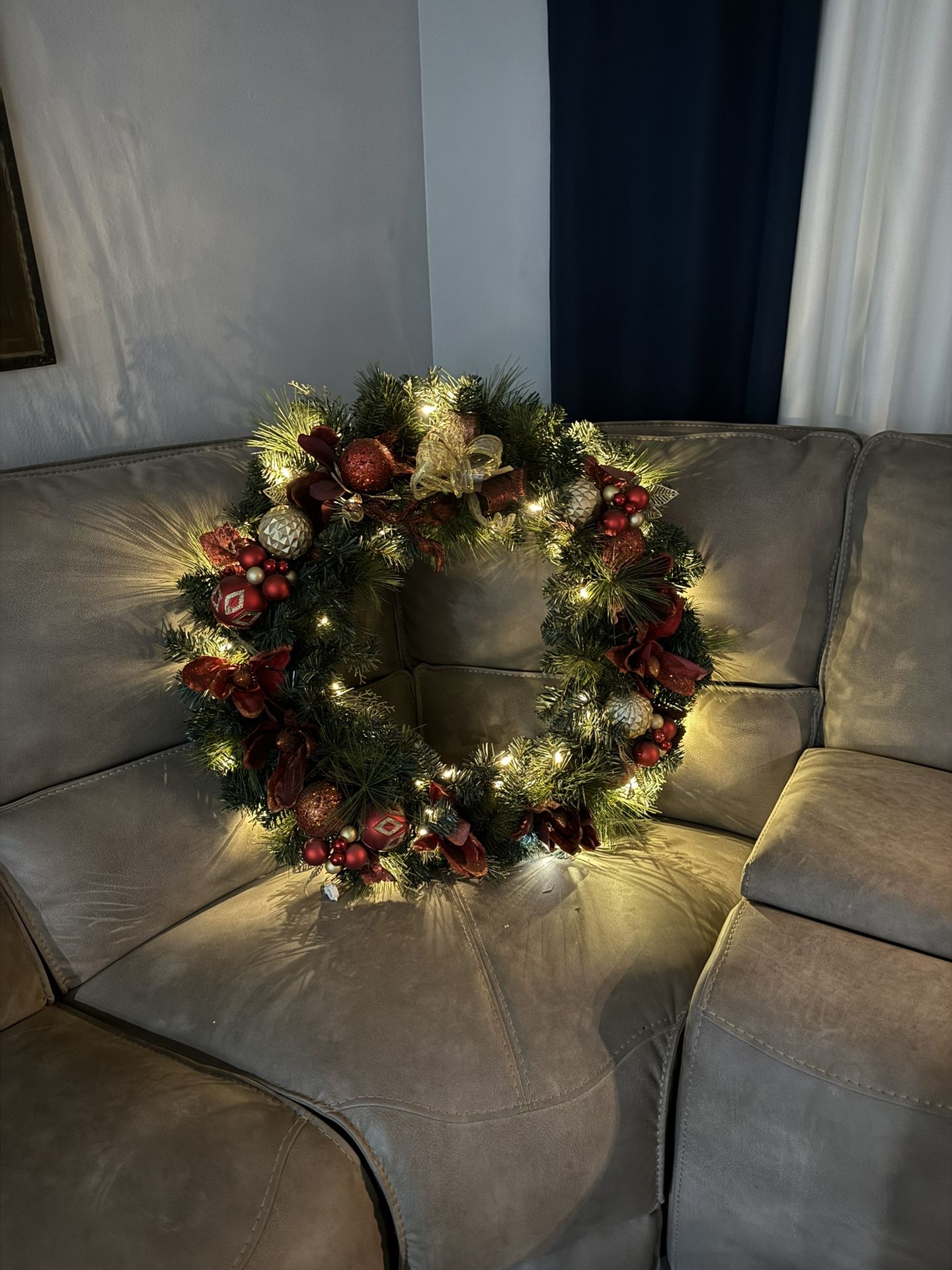 30” Wreath With lights