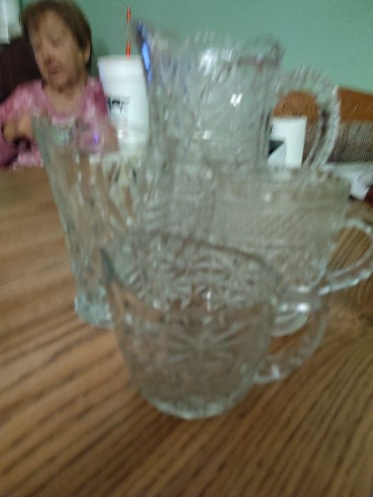 This is a Libbey Hobstar clear glass tumbler.