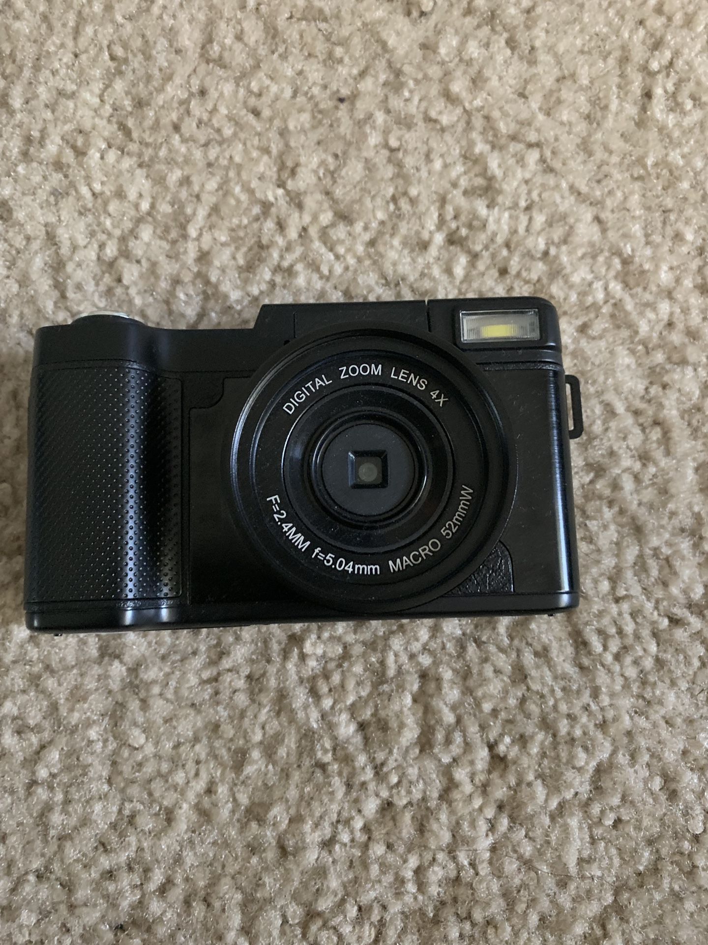 Digital camera