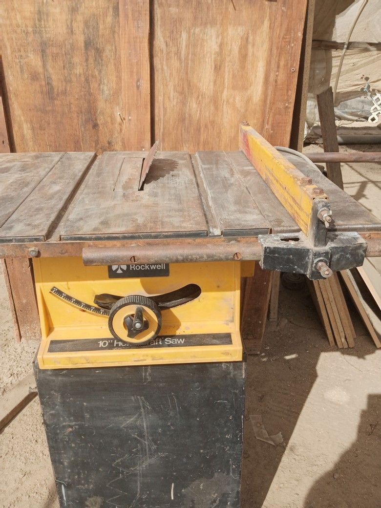 Vintage Rockwell 10in Homecraft Table Saw
