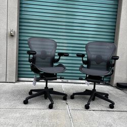 🏁 Herman Miller Aeron Chairs  Size B 🏁