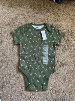 Old Navy new with tags 12-18months