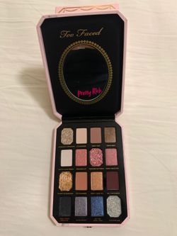 Too Faced eye shadow palette