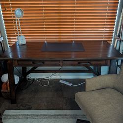 Desk And Chair 