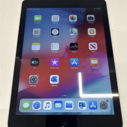 Apple iPad Air 16GB, Wi-Fi, 9.7in - Space Gray - A1474 - IOS 12.5