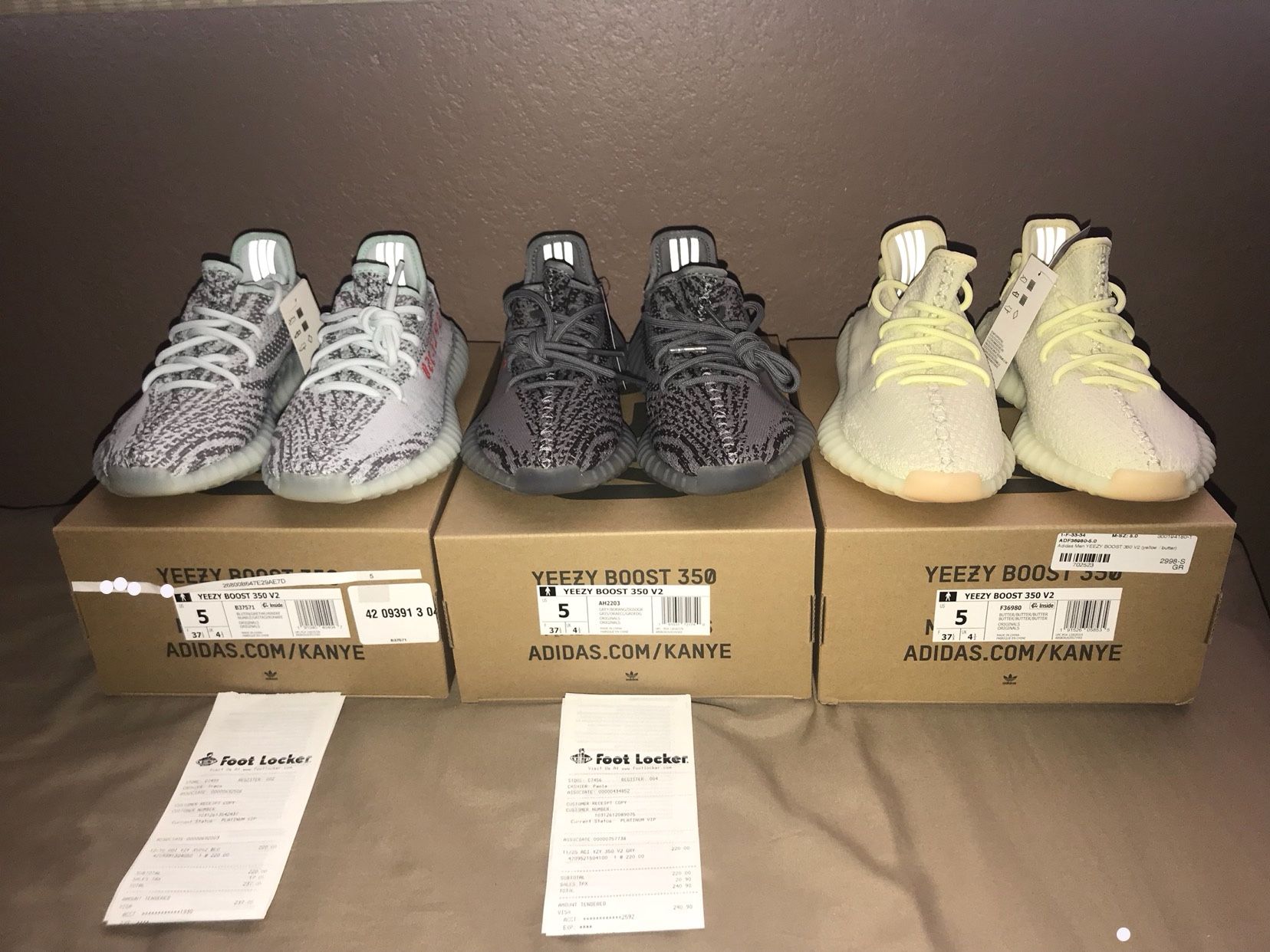 Yeezy 350 boost V2 sz. 5 M/ 6.5 W deadstock