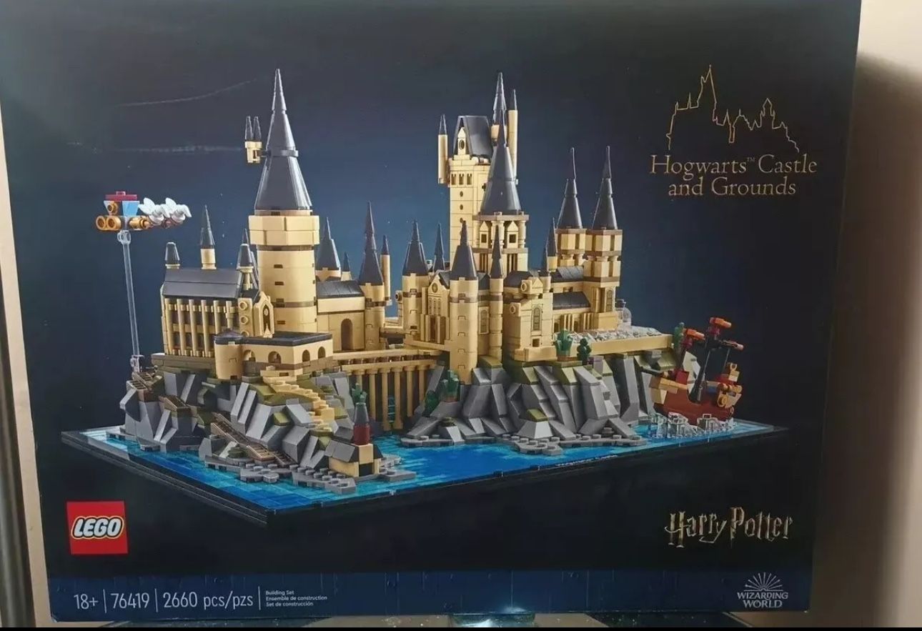 LEGO Harry Potter Hogwarts Castle and Grounds 76419 Building Set 2660 Pcs