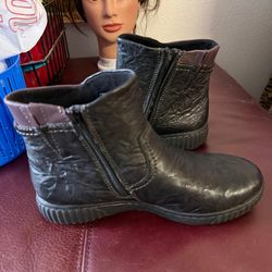 Womens Clarks Salamander Black Leather Lace Up Boots