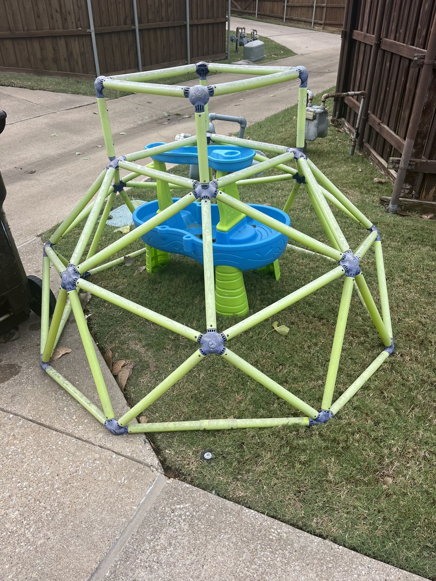 Free Kids Gym Dome Toy