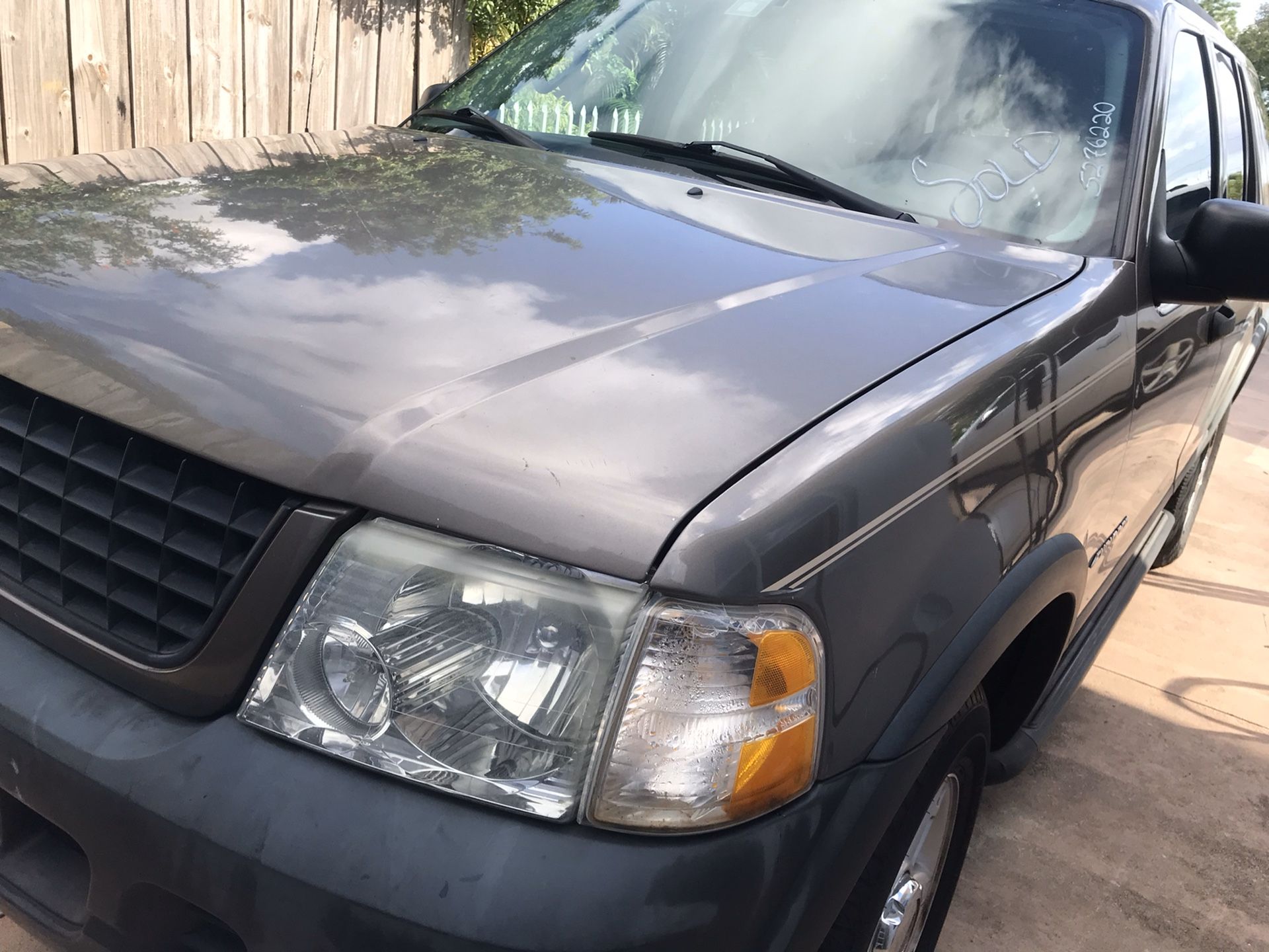 2005 Ford Explorer