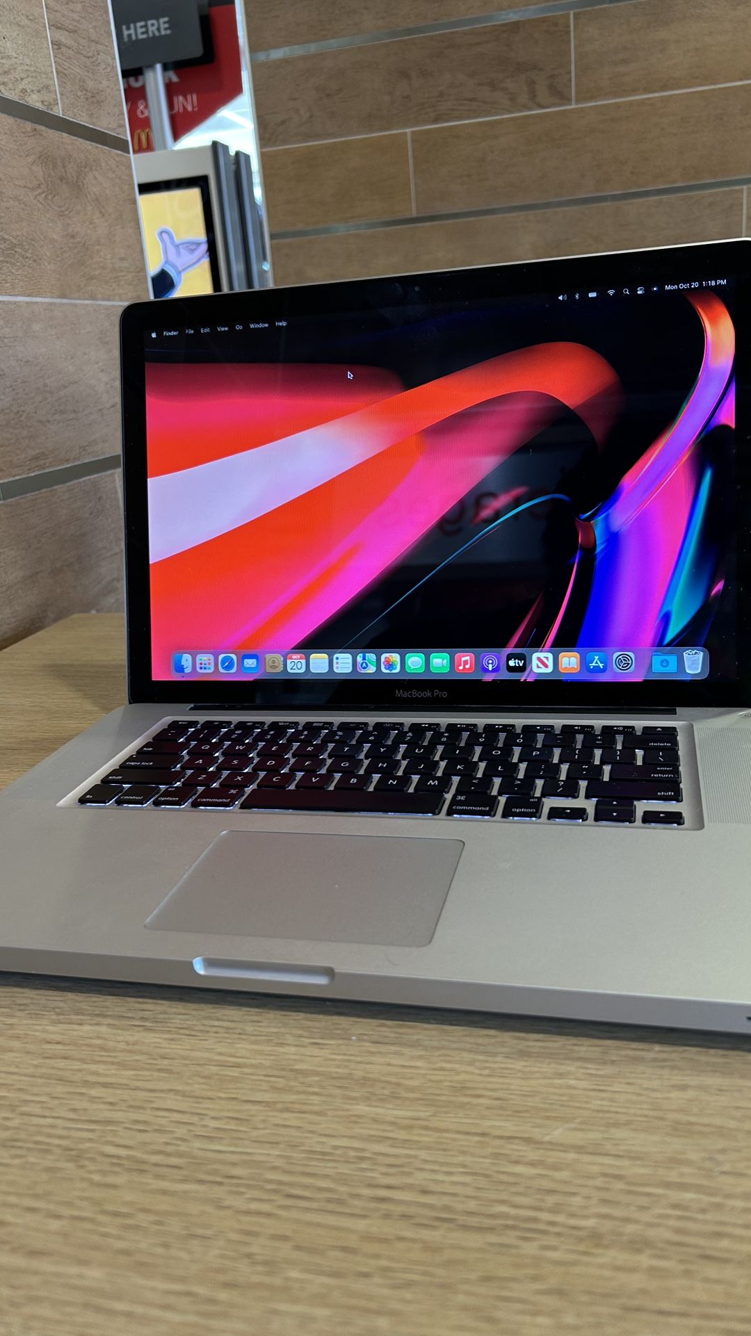 Apple MacBook Pro 15” I7/8GB/256GB SSD $180