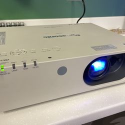 Panasonic 3500 Lumens HDMI Projector