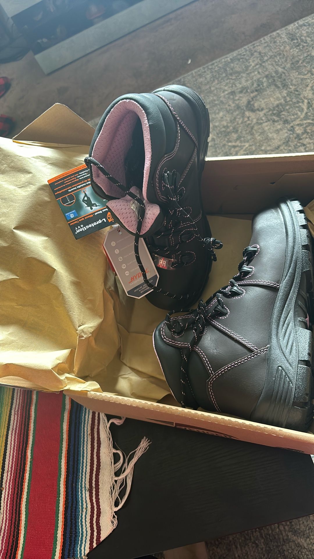 Avenger WORK BOOTS