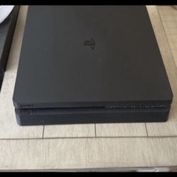 PS4 Slim