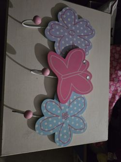 Wood Butterfly And Flowers With Three Hooks