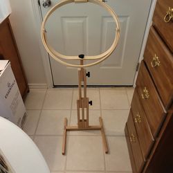 F.A. Edmund's Quilter's Wonder 18" Hoop with Adjustable Stand