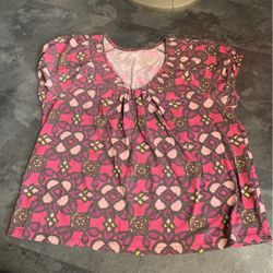 Women’s Top (size XL)