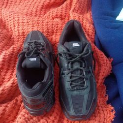 Nike Dover Street market Size 7  Shoe (All Black)  