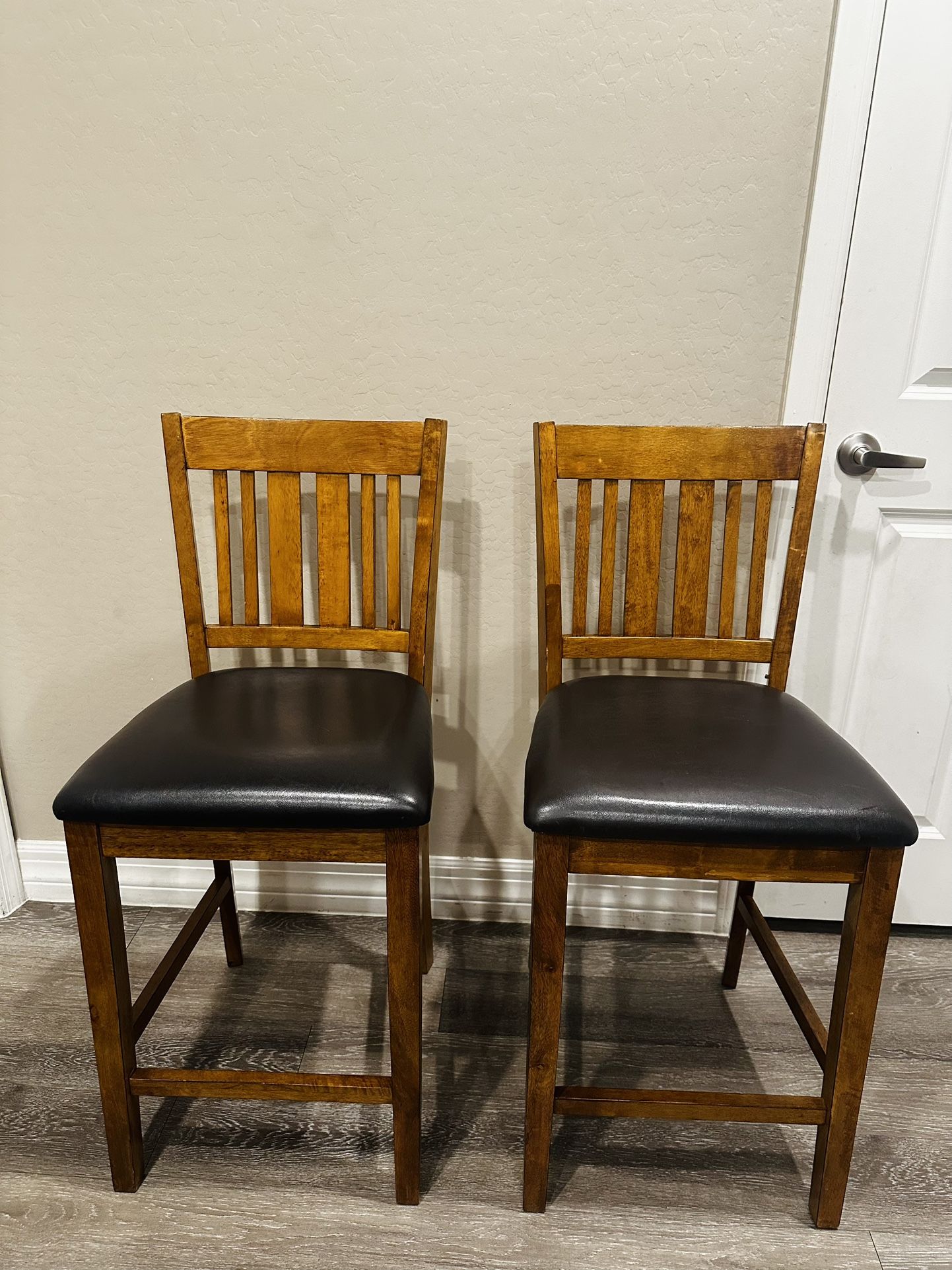 Counter Chair