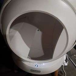 Pet safe Self Cleaning Litter Box