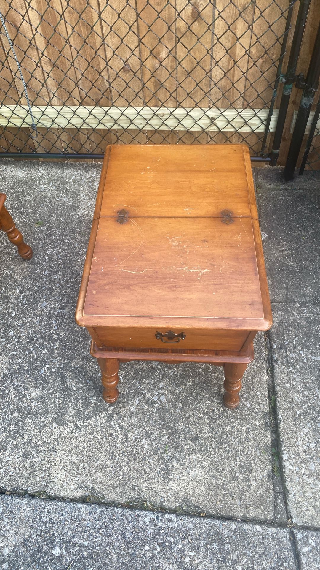 Storage end tables