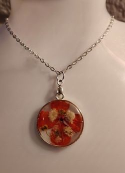 Pressed Flower Resin Pendant Necklace