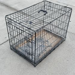 Wire Medium Dog Cage / Kennel (LxWxH: 30” x 20” x 22”)