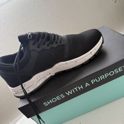 Cherokee Scrub Shoes $30 