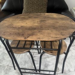 Table & Chairs Set