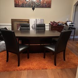 Dining Room Table And Chairs 6.5ft By 3.5ft 