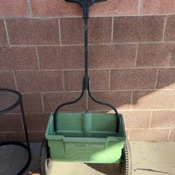 Push Drop Fertilizer Spreader 