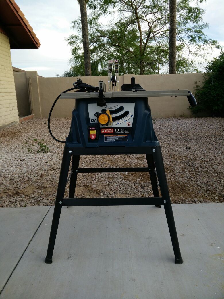 Ryobi RTS10 10" 15A table saw