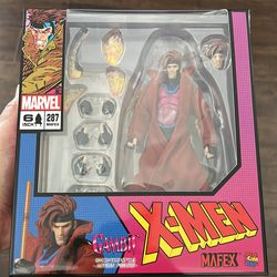 Marvel mafex gambit figure