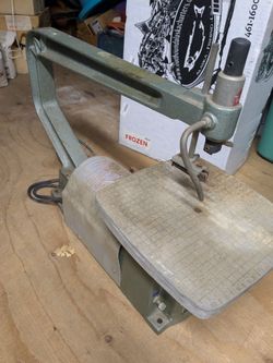 Industrial Scroll Saw Machine