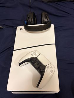 Sony PlayStation 5 disc version: comes with controller and headset. OBO