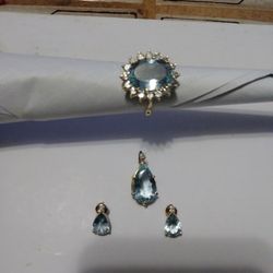 14 Karat Gold And Diamond Adjustable Ring Earring And Pendant Set